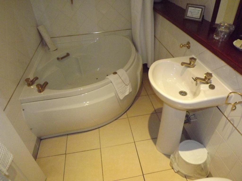 The Hotel Broughty Ferry ダンディー エクステリア 写真